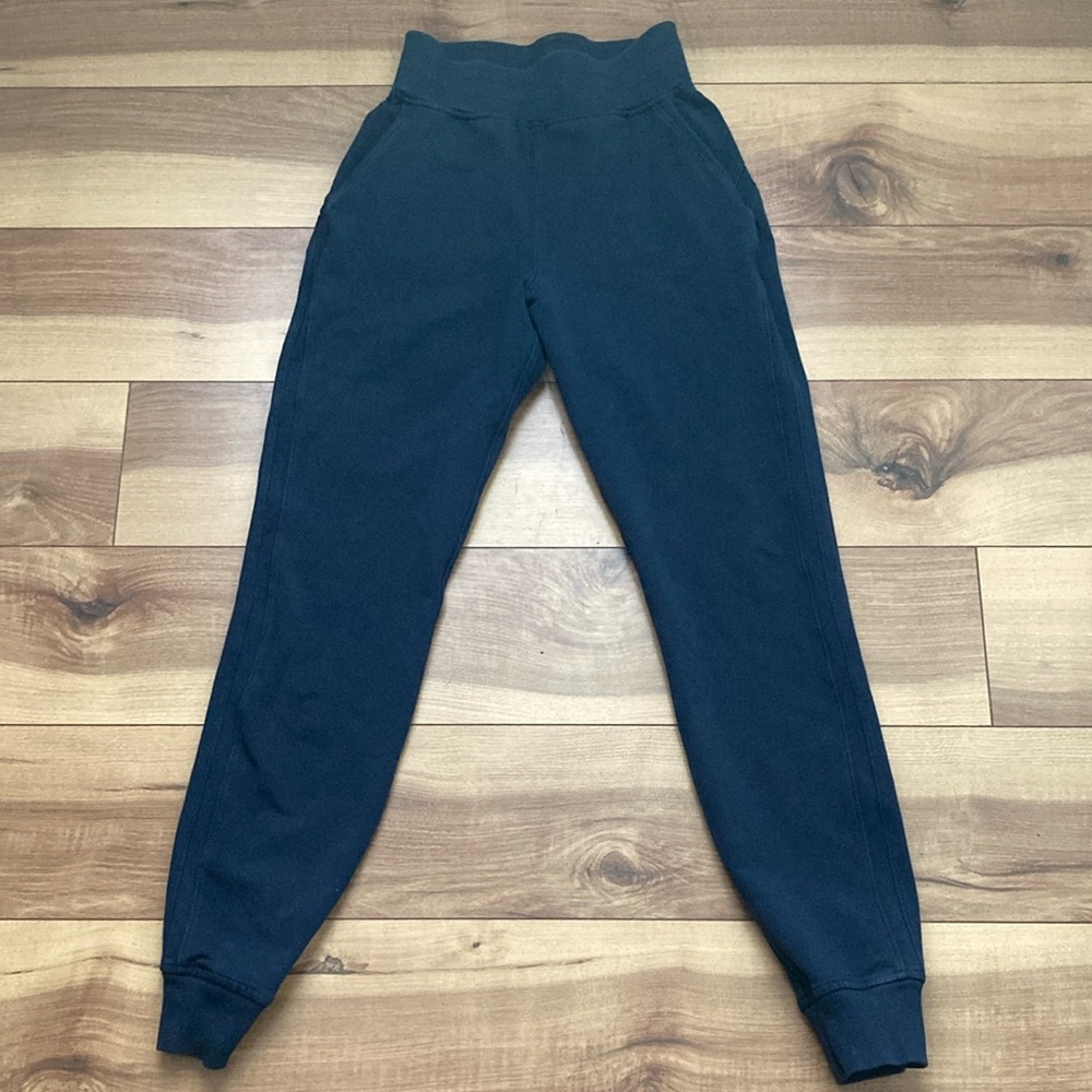 Lululemon Pull On Cotton Joggers